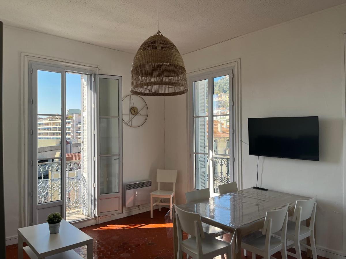 Appartement Hyeres - Centre Ville 3 Chambres 6 Personnes 4Eme Etage Escalier - Sebastien Claire Εξωτερικό φωτογραφία